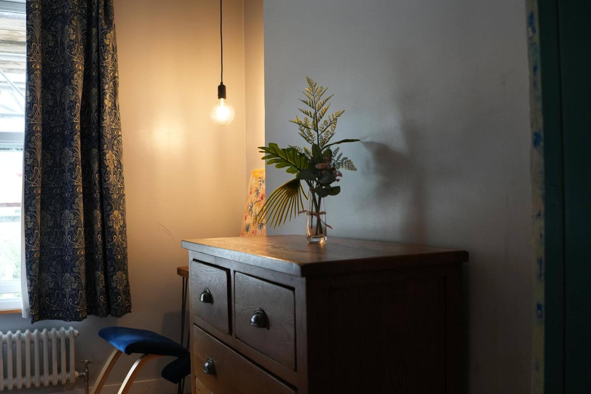 Stylish-Brockley-Entire Place Apartment London Exterior photo